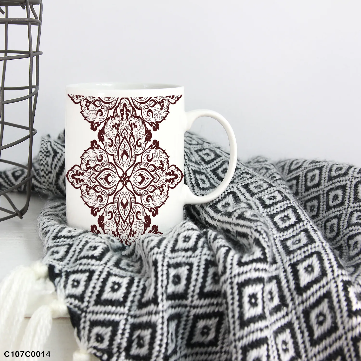 كوب مطبوع نقوش عربية تقليدية فاخرة