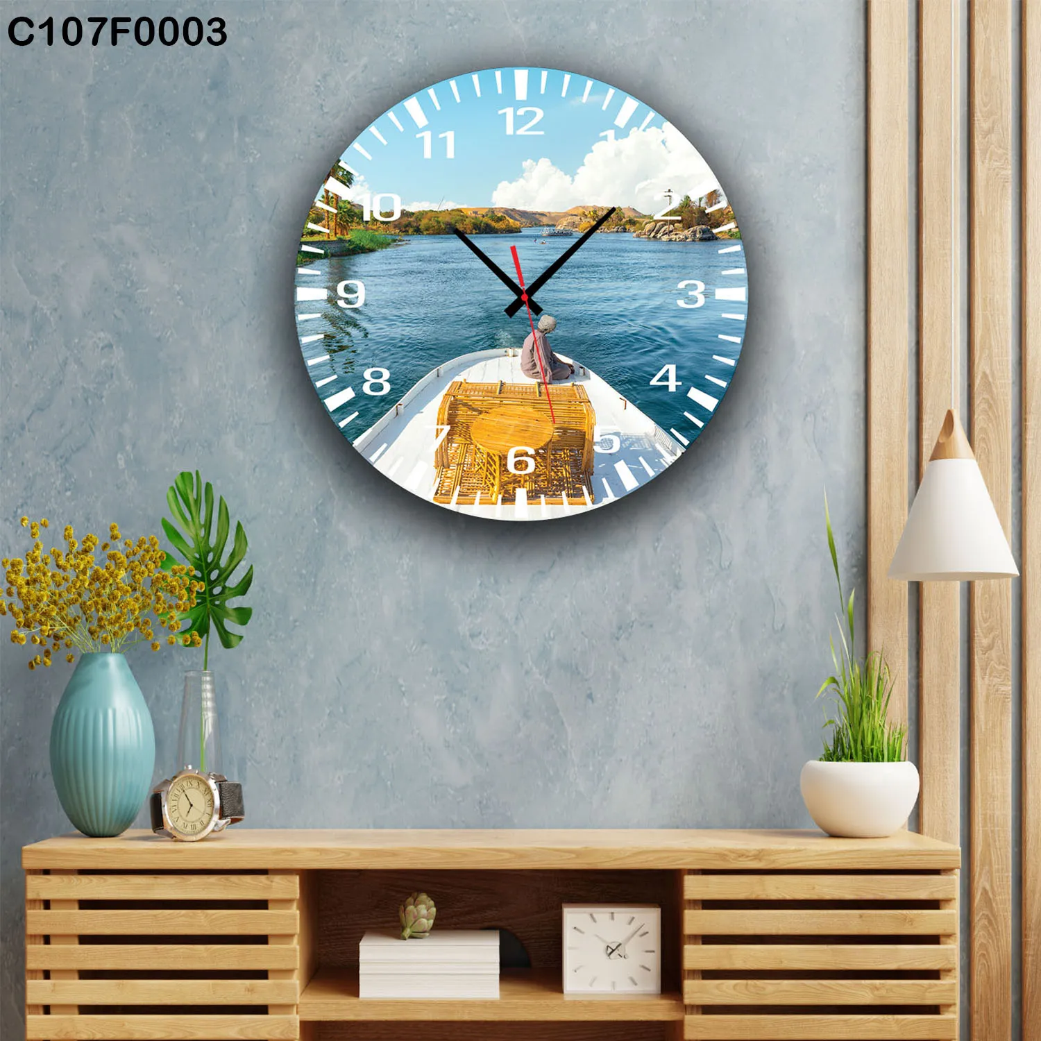 ساعة دائرية نهر هادئ قارب ومنظر طبيعي